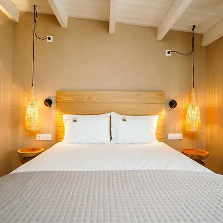 Funtukaki By The Pool ليبتوكاريا