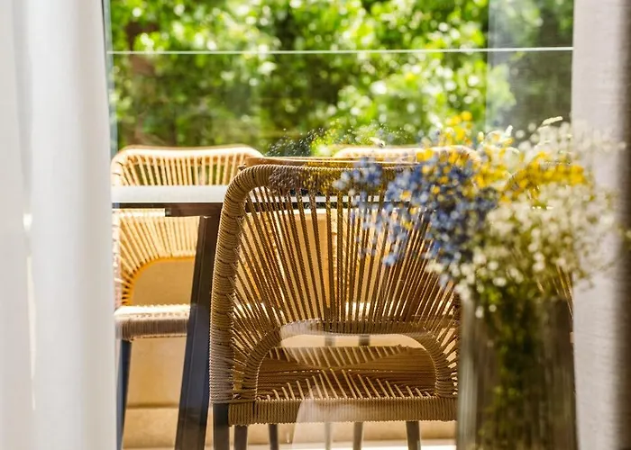 Funtukaki By The Pool Leptokaria